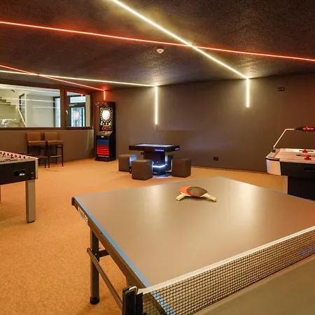 Panorama Hotel 4*